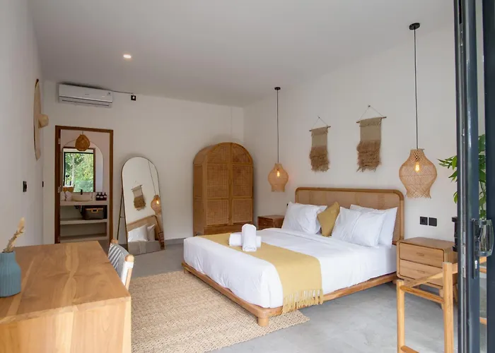2br With Pool, River View In *
